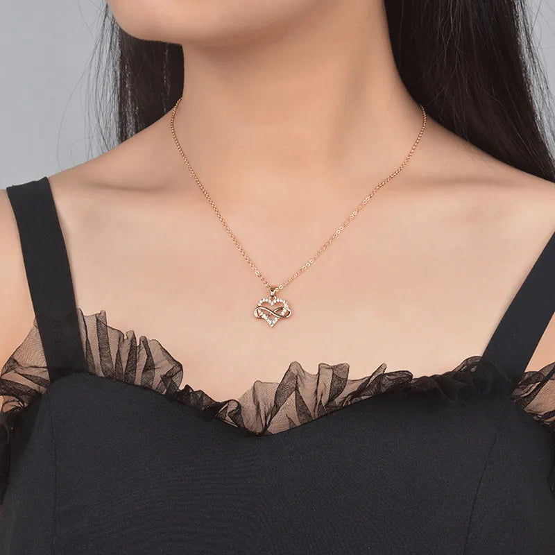 Simple Love Shaped Collarbone Neck Chain